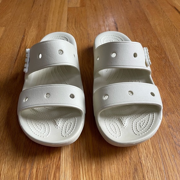 Crocs Unisex Classic Two-Strap Slide Sandals Cream Sz 10 - Picture 7 of 9